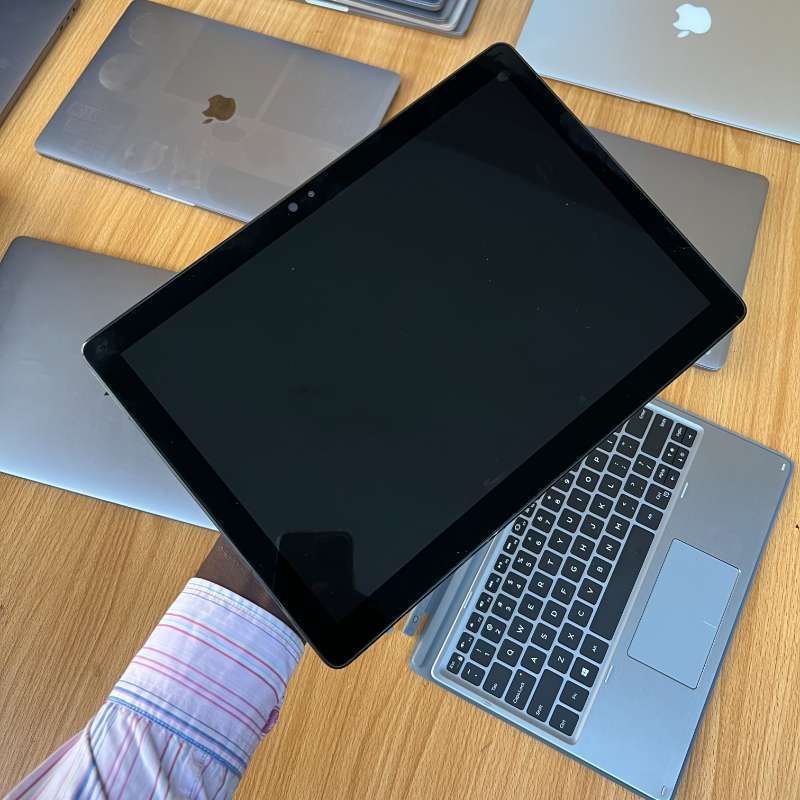 Dell Latitude 7200 2-in-1 | Intel Core i7 (8CPUs @2.1GHz