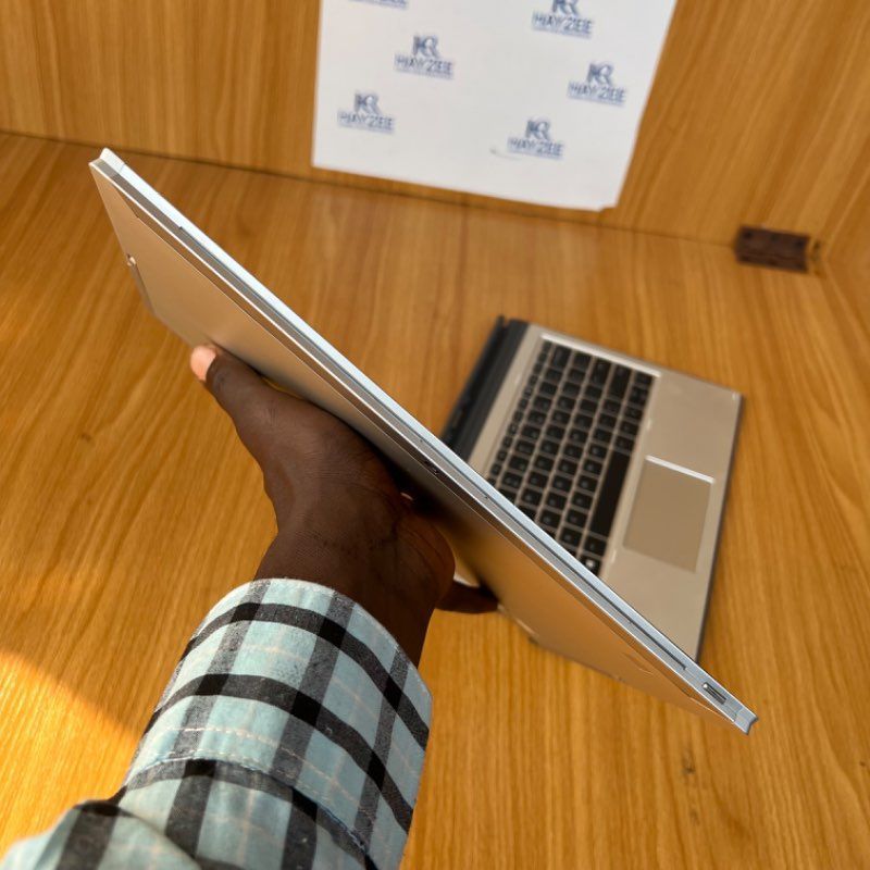 HP Elite X2 1013 G3 | Intel Core i5 (8 CPUs @1.9GHz) | 16GB