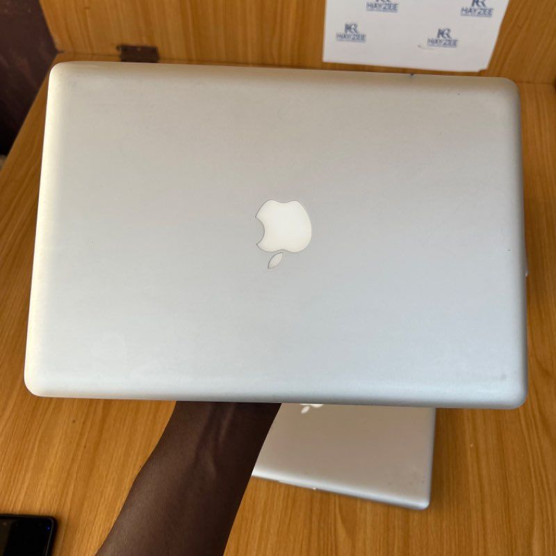 MacBook Pro (13-inch, mid 2012) | 2.5GHz Dual-Core i5 | 8GB