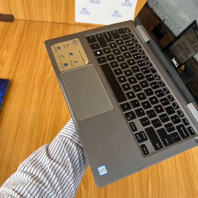 Dell inspiron 7373 2-in-1 | Intel Core i7 (8CPUs @2.0GHz) | 16GB