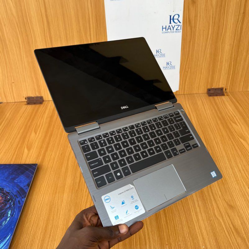 Dell inspiron 7373 2-in-1 | Intel Core i7 (8CPUs @2.0GHz) | 16GB