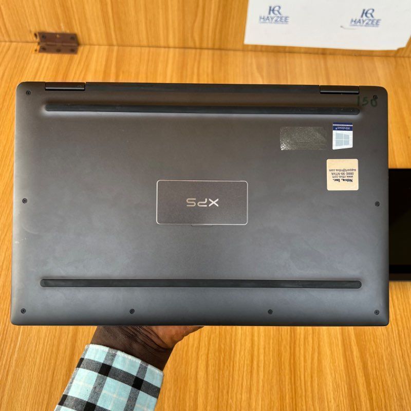 Dell xps 13 9365 i7 ジャンク Dell XPS 13 9365 Laptop 2 in 1 Intel Core i7-8th Gen 8GB