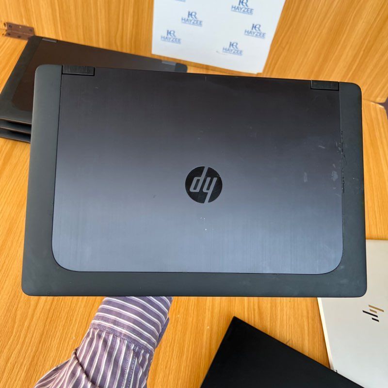 HP ZBook 15 G2 | Intel Core i7 (8CPUs @2.8GHz) | 16GB RAM - 750GB