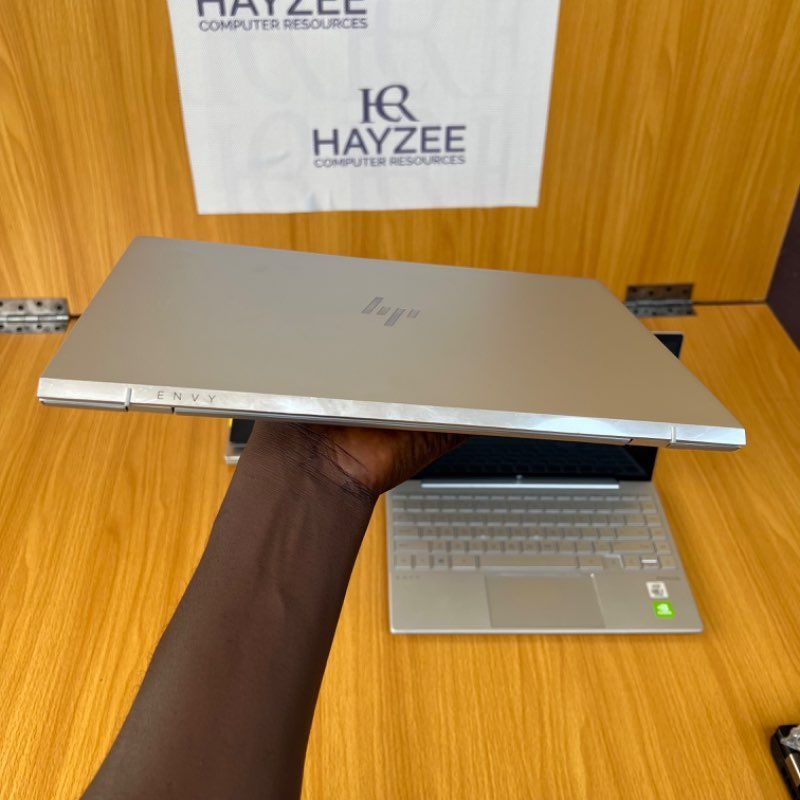 HP Envy Laptop 13-ad1xx | Intel Core i7 (8CPUs @2.0GHz