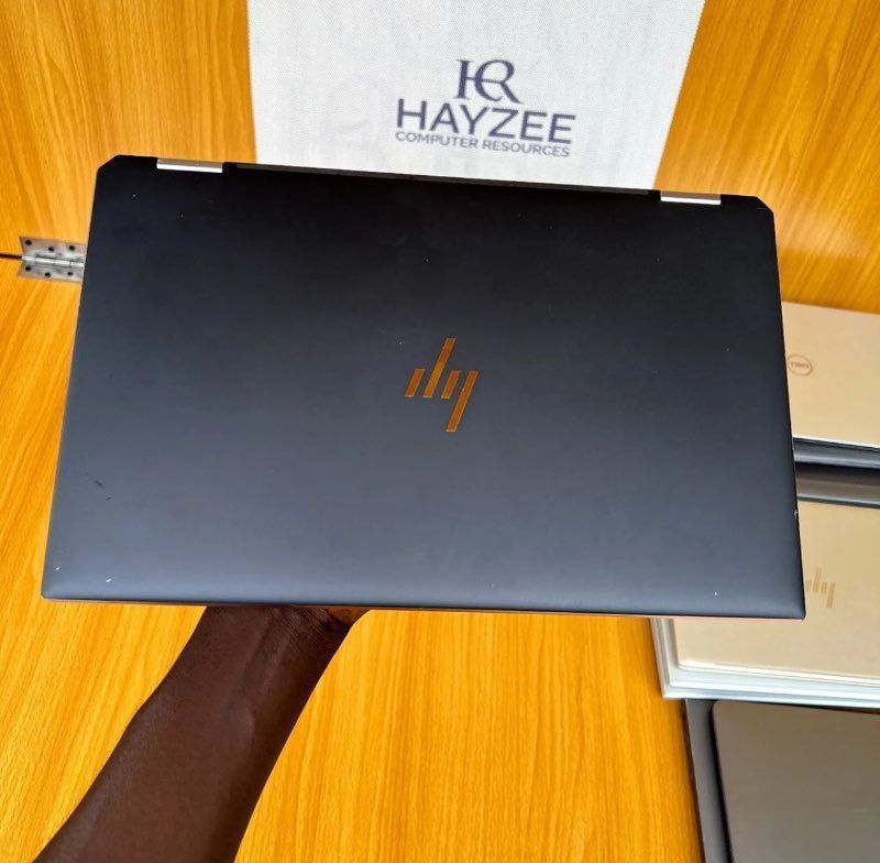 HP SPECTRE x360 Convertible 15-dfxxx 中古 HP SPECTRE x360 Convertible 15-dfxxx 中古 Hp Spectre X360