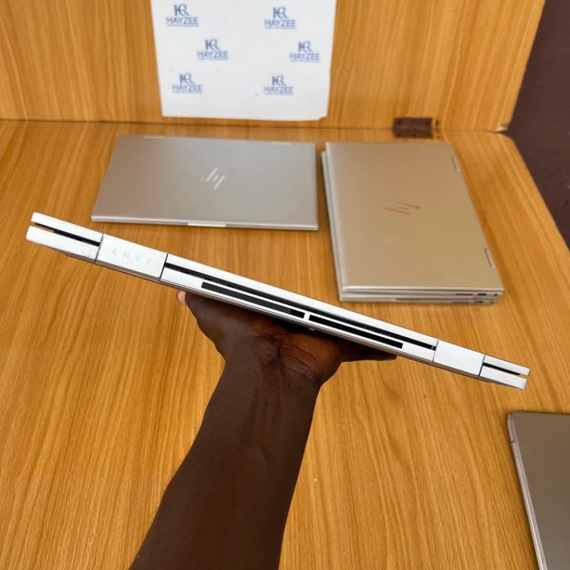 Windowsノート本体 HP ENVY x360 Convertible 15-ed1xxx HP ENVY x360 15-ed（インテル） 製品詳細 - ノートパソコン