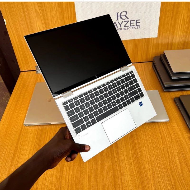 第11世代i7 Elitebook x360 1040 G8 新品512 LTE HP EliteBook x360 1040 G8 Notebook - 14