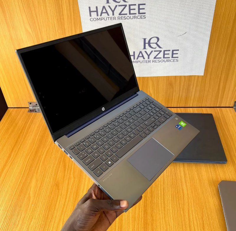 HP Pavilion Laptop 15-eg2xxx | Intel Core i7 (12CPUs) | 16GB RAM