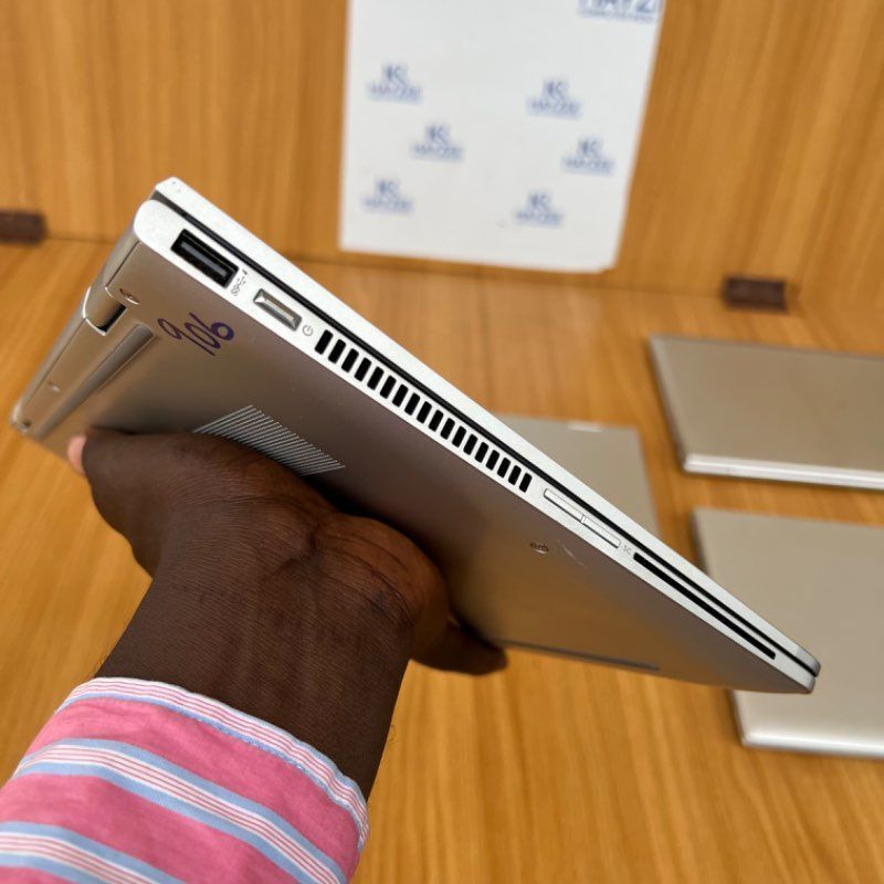 HP EliteBook X360 830 G6 | Intel Core i7 (8CPUs @2.1GHz