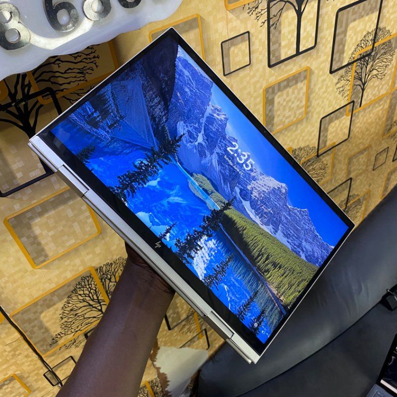 HP Envy x360 Convertible 15m-es0xxx | Intel Core i7 (8CPUs
