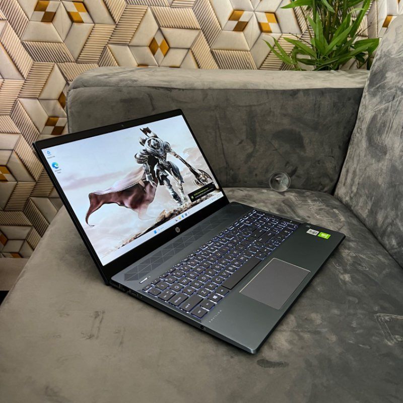 HP Pavilion Laptop 15-cs3xxx | Intel Core i7 (8CPUs) | 16GB RAM