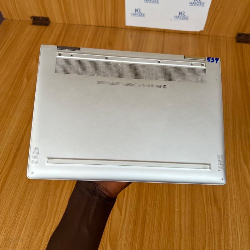 【美品】HP Spectre X360 Convertible 13-ae0xx HP Spectre x360 Convertible 13-ae0xx Core i7 Notebook PC