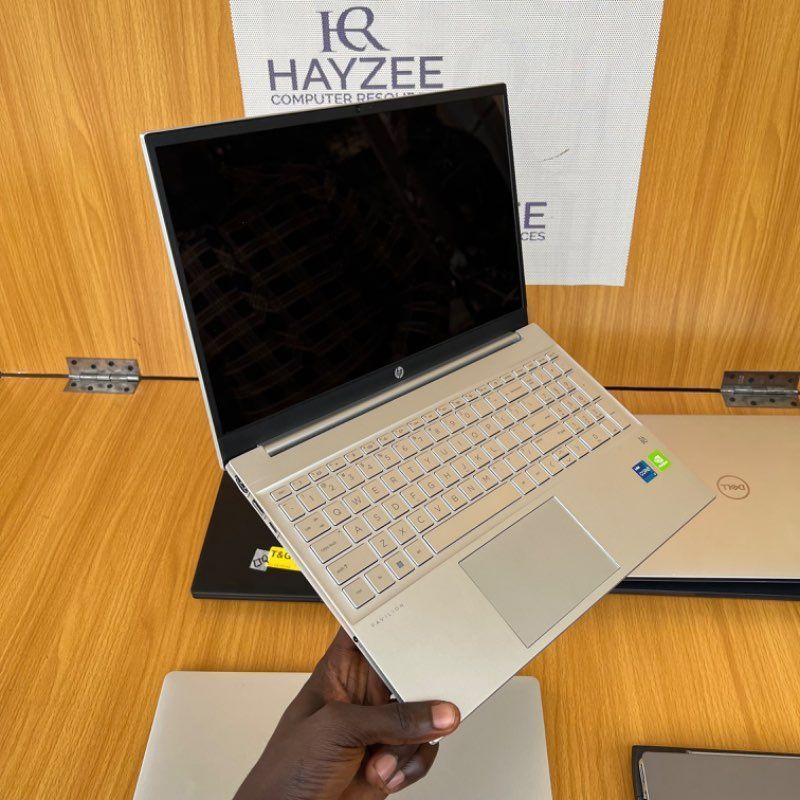 HP Pavilion Laptop 15-eg0xxx ノートpc Amazon | HP ノートパソコン Pavilion 15-eg 2023年モデル 15.6