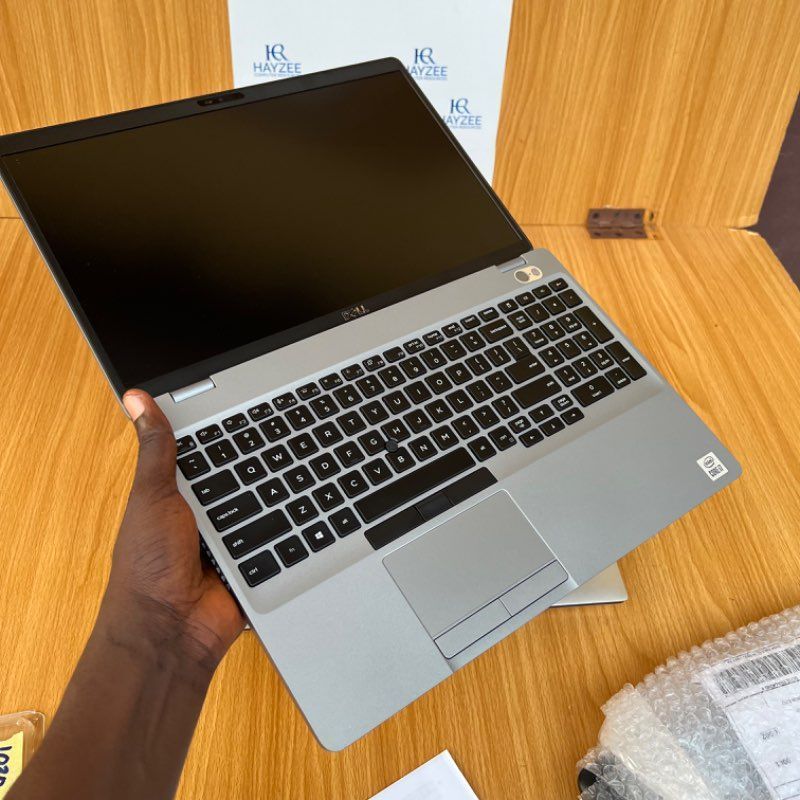 Dell Precision 3550 | Intel Core i7 (8 CPUs) | 16GB RAM - 512GB