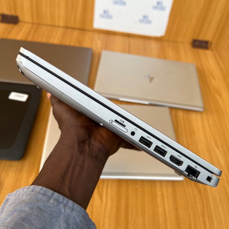 Dell Latitude 5511 | Intel Core i7 (12 CPUs @2.7GHz) | 16GB RAM