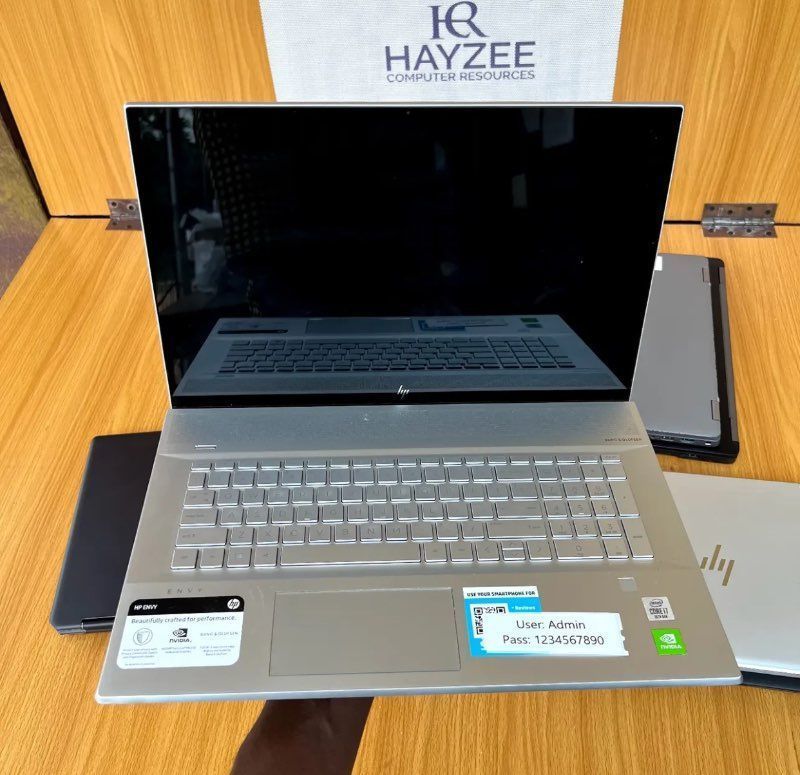HP Envy Laptop 17m-ce1xxx | Intel Core i7 (8CPUs @2.3GHz) | 12GB