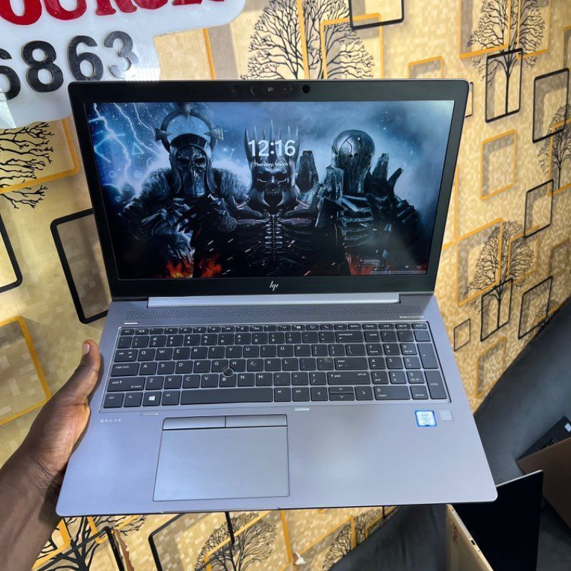 HP ZBook 15u G6 | Intel Core i7 (8CPUs @2.1GHz) | 16GB RAM - 512GB