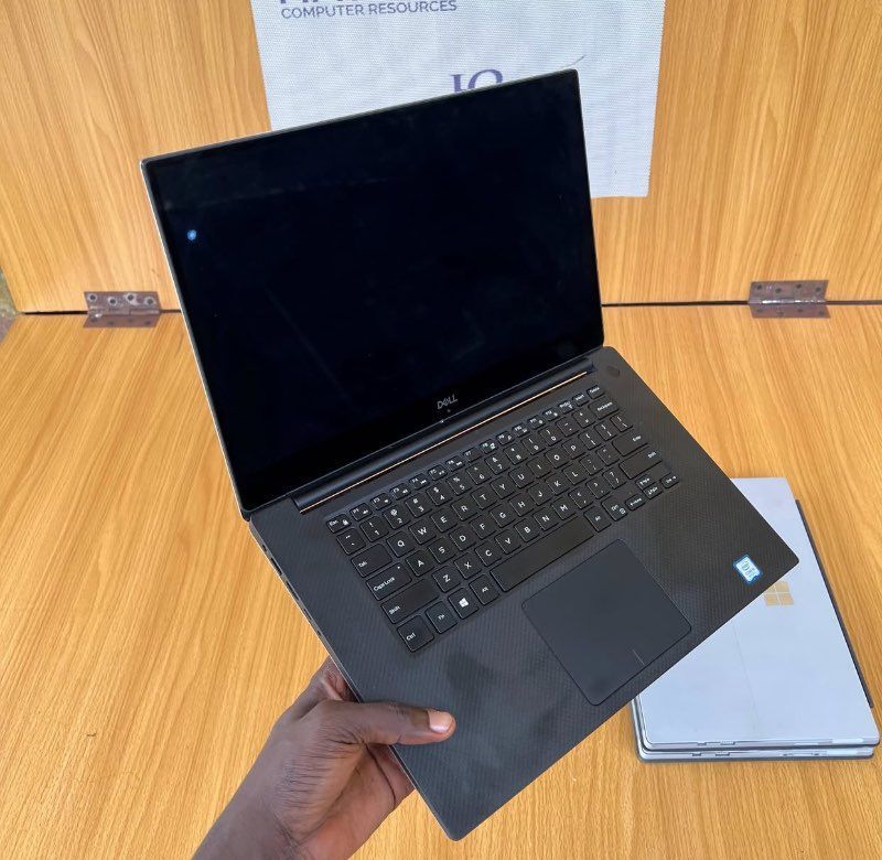 Dell Precision 5530 | Intel Core i9 (12CPUs @2.9GHz) | 32GB - 512G SSD