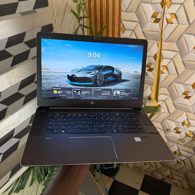 HP ZBook Studio G4 | Intel Core i7 (8CPUs @2.8GHz) | 16GB RAM