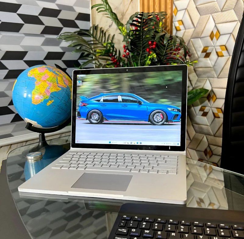 Microsoft Surface Book 3 | Intel Core i7 (8CPUs) | 32GB RAM