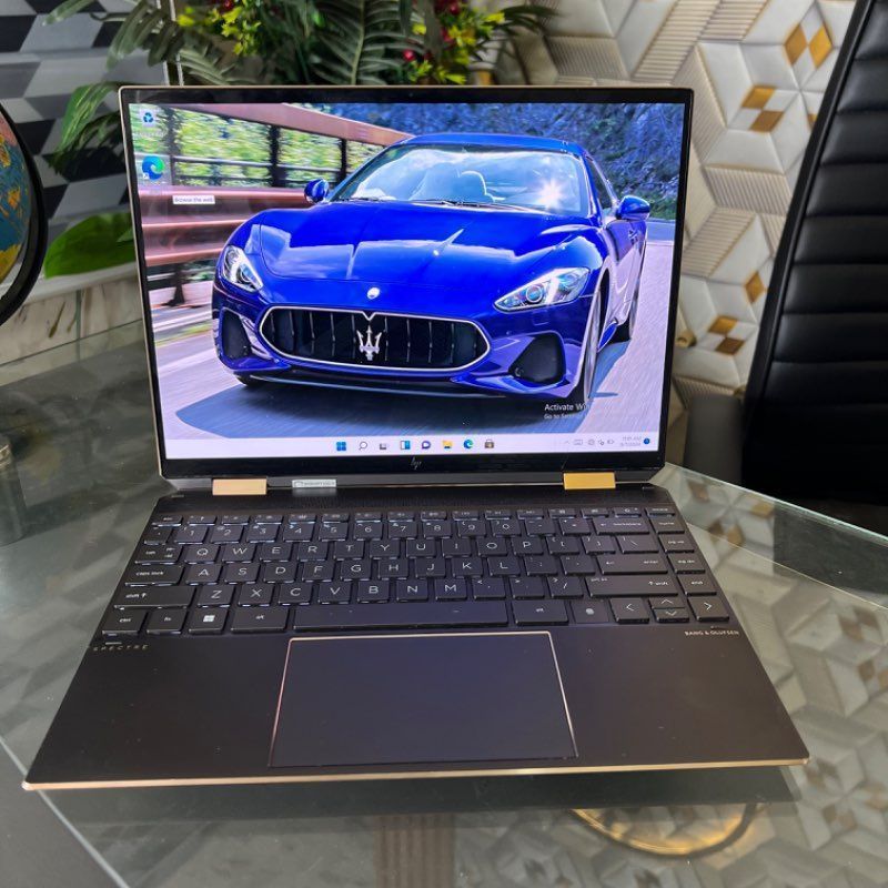 【美品】HP Spectre✖︎360 Convertible Amazon.com: HP Spectre x360 13-ap0013dx Convertible 13.3