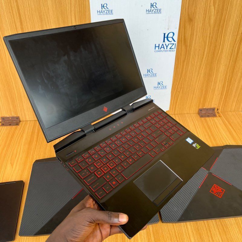 OMEN by HP Laptop 15-dc0xxx | Intel Core i7 (12CPUs @2.2GHz